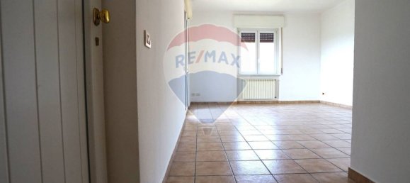 4 bedrooms House in Cairate, Italy No. 288475 9