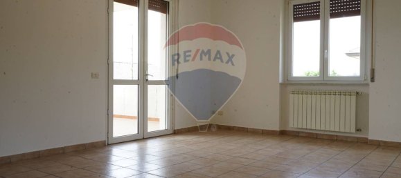 4 bedrooms House in Cairate, Italy No. 288475 16