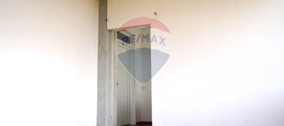 4 bedrooms House in Cairate, Italy No. 288475 6