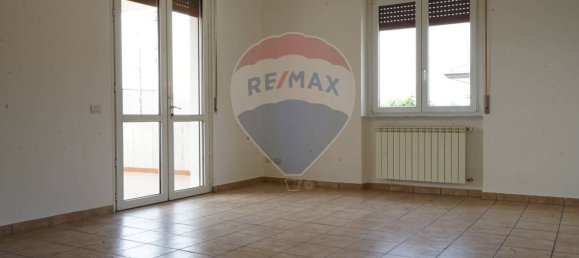 4 bedrooms House in Cairate, Italy No. 288475 15
