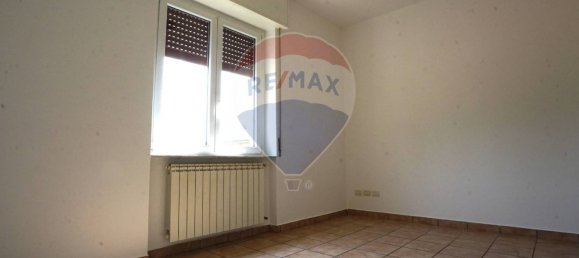 4 bedrooms House in Cairate, Italy No. 288475 13