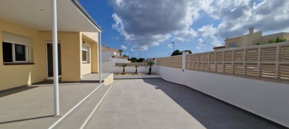 3 Schlafzimmer Stadthaus in La Nucia, Spain, Nr. 172748 4