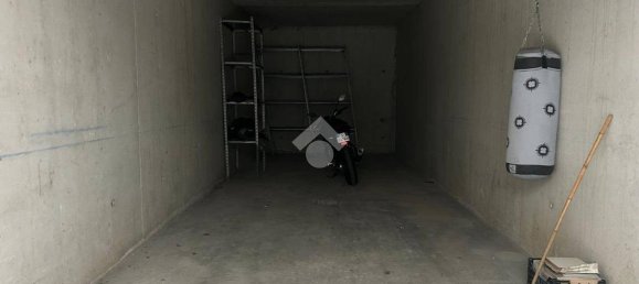  مرآب في Villongo, Italy 33متر مربع رقم 299093 3