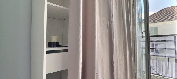 3 rooms Apartment in Taverny, France No. 362679 5