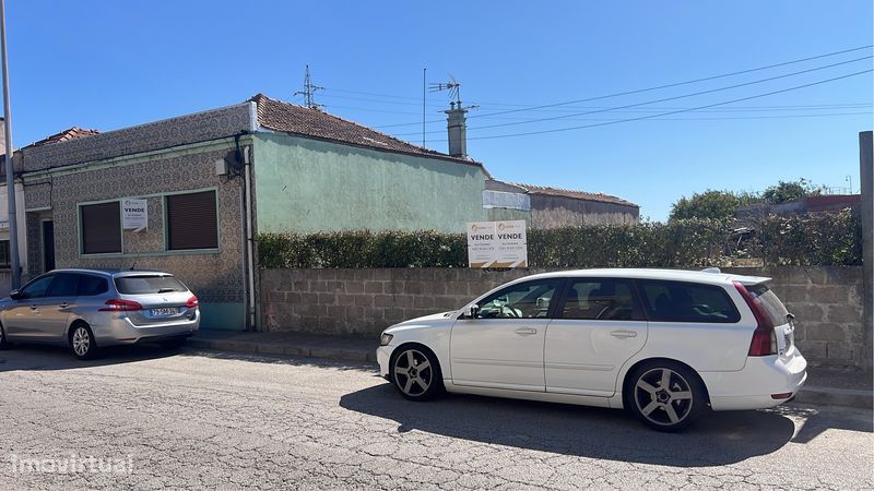 Дом с 4 спальнями в Матозиньюш, Португалия № 239631