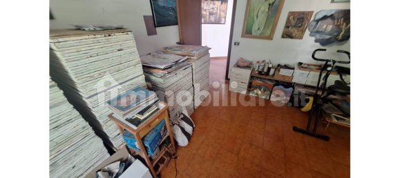 Apartamento de 2 dormitorios en Montecatini Terme, Italy No. 352887 24