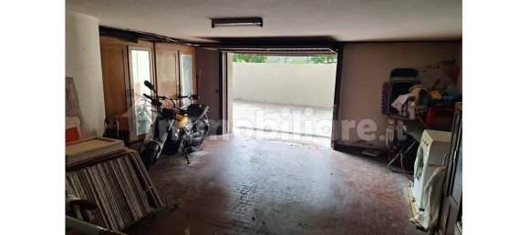 Apartamento de 2 dormitorios en Montecatini Terme, Italy No. 352887 9