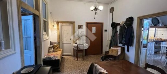 4 rooms Apartment in Venice, Italy No. 177231 9