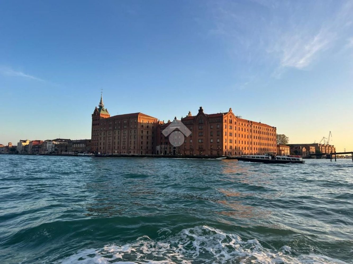 4 rooms Apartment in Venice, Italy No. 177231