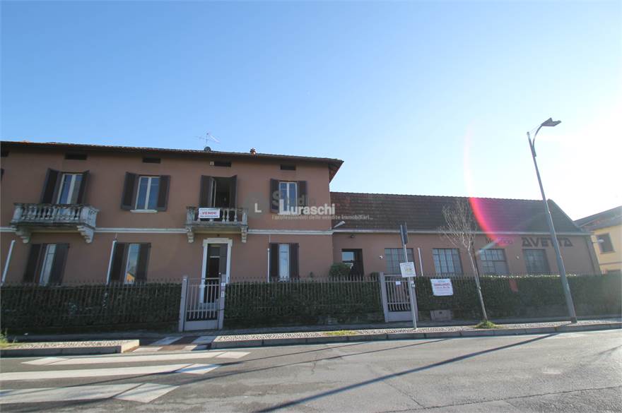 Коммерческая недвижимость с 1 комнатой в Падерно д’Адда, Италия № 2659