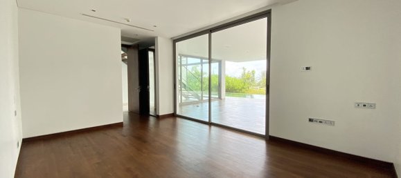 4 bedrooms Villa in Phuket, Thailand No. 5926 7