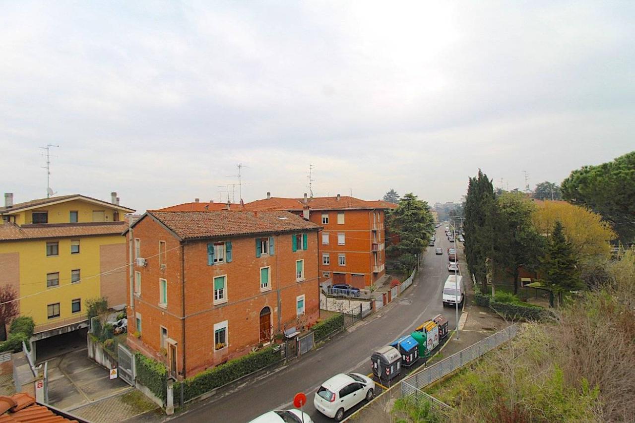 4 rooms Apartment in Imola, Italy No. 35681