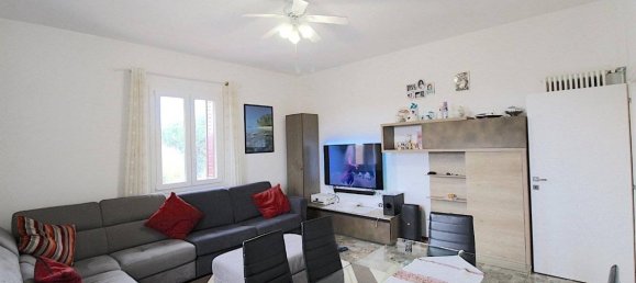 4 rooms Apartment in Imola, Italy No. 35681 4