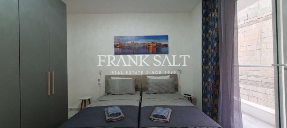 Квартира с 2 спальнями в Сент-Джулианс, Мальта № 7430 9