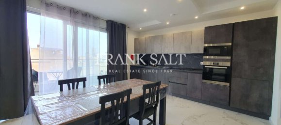 Квартира с 2 спальнями в Сент-Джулианс, Мальта № 7430 3