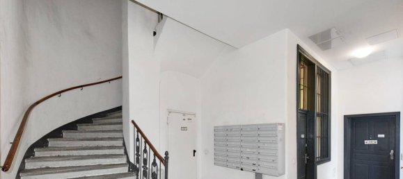 Studio in Rudolfsheim-Funfhaus, Austria No. 215944 3