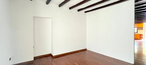 2 bedrooms Apartment in Bergamo, Italy No. 266485 3