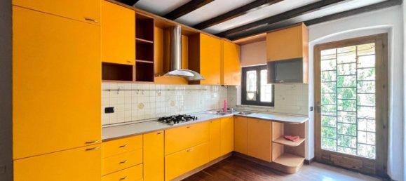 2 bedrooms Apartment in Bergamo, Italy No. 266485 9