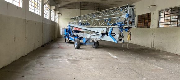 Almacén en Nave, Italy 330 m² No. 66183 2