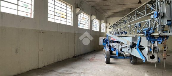 Almacén en Nave, Italy 330 m² No. 66183 19