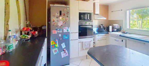 Casa de 3 dormitorios en Bourg-Achard, France No. 325346 2