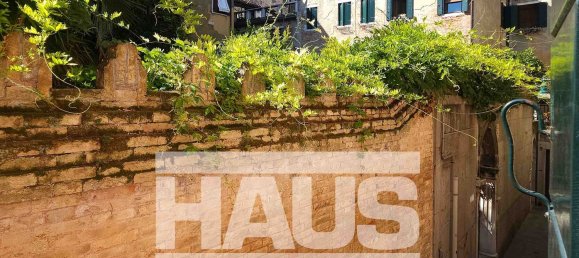 3 bedrooms Apartment in Venice, Italy No. 319395 6