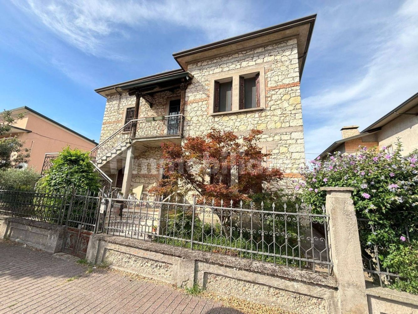 Квартира с 2 спальнями в Череа, Италия № 322697