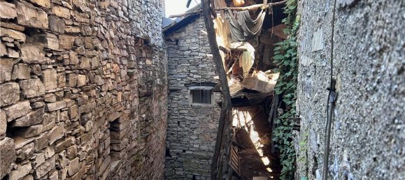 Casa de 3 dormitorios en Faggeto Lario, Italy No. 84513 14