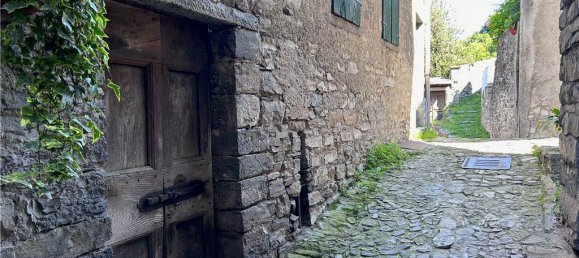 Casa de 3 dormitorios en Faggeto Lario, Italy No. 84513 39