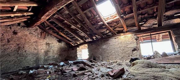 Casa de 3 dormitorios en Faggeto Lario, Italy No. 84513 32