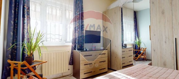 Apartamento de 2 dormitorios en Camaiore, Italy No. 167102 11