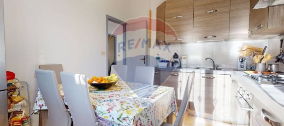 Apartamento de 2 dormitorios en Camaiore, Italy No. 167102 6