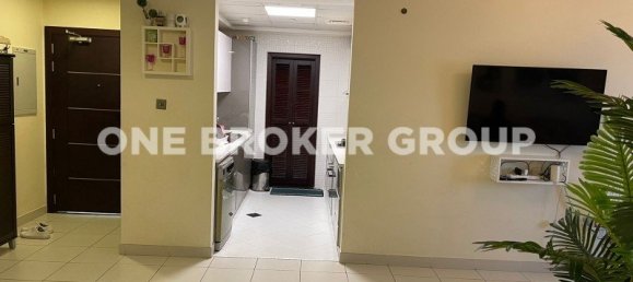 3 bedrooms Apartment in Dubai Studio City, UAE No. 914 2