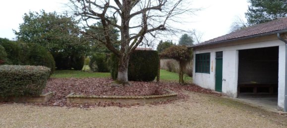 Casa de 5 dormitorios en Vierzon, France No. 40852 3