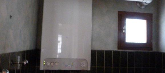 Casa de 5 dormitorios en Vierzon, France No. 40852 8