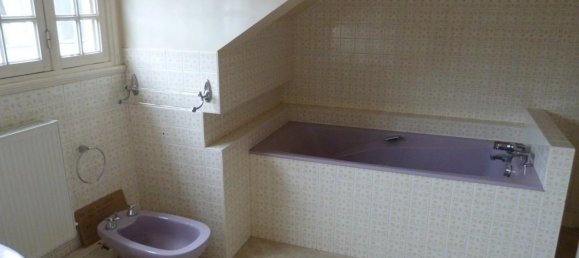 Casa de 5 dormitorios en Vierzon, France No. 40852 12