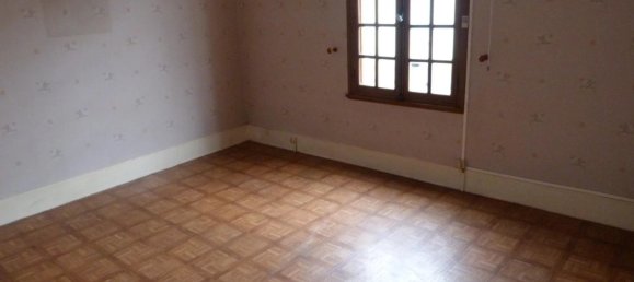 Casa de 5 dormitorios en Vierzon, France No. 40852 7