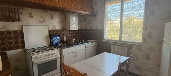 2 bedrooms House in Connerre, France No. 337525 2