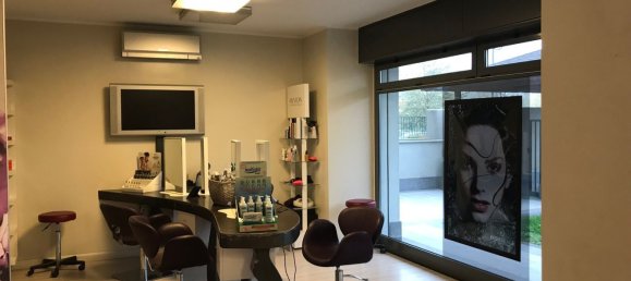 Коммерческая недвижимость 130м² в Леньяно, Италия № 167703 9