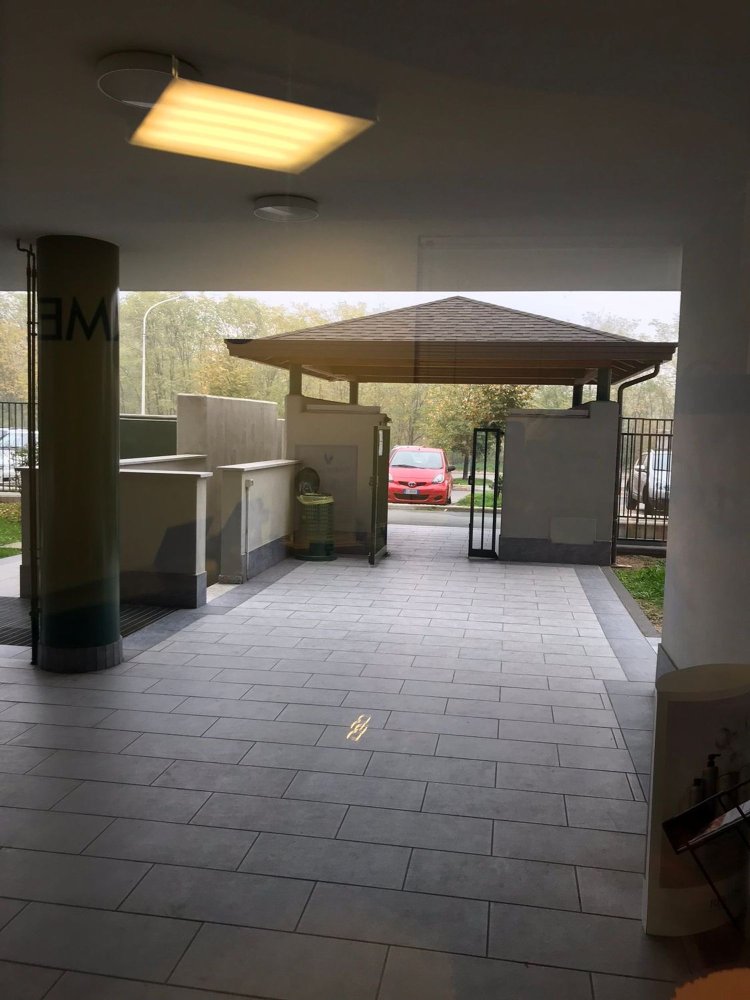 Коммерческая недвижимость 130м² в Леньяно, Италия № 167703