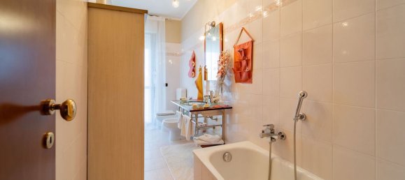 Квартира с 3 комнатами в Дженола, Италия № 149784 22