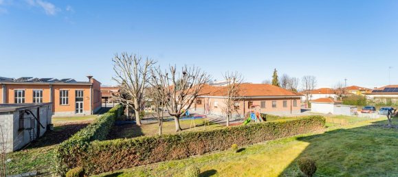 Квартира с 3 комнатами в Дженола, Италия № 149784 36