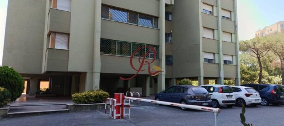 4 rooms Apartment in Rome, Italy No. 109436 3