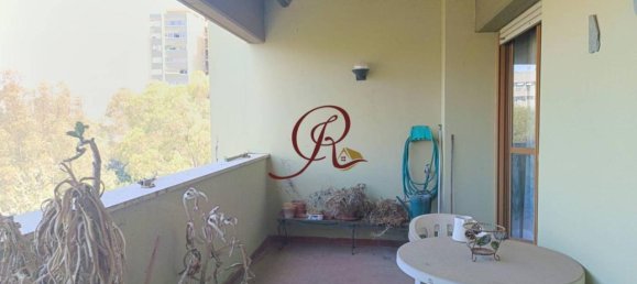 4 rooms Apartment in Rome, Italy No. 109436 8