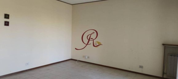 4 rooms Apartment in Rome, Italy No. 109436 7