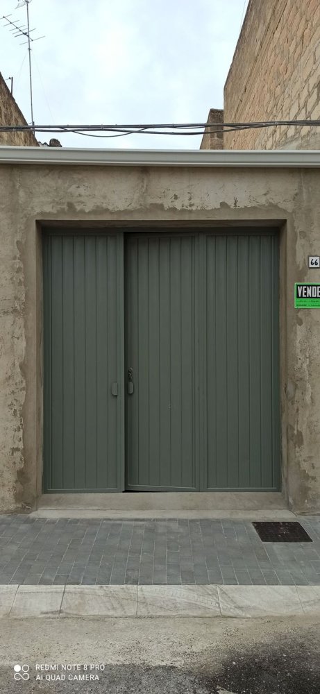 80m² Garage in Vittoria, Italy No. 251886