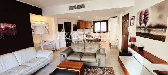 1 bedroom Apartment in Saint Julian's, Malta No. 5340 4