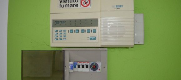 Oficina en Sarnico, Italy 42 m² No. 67411 10