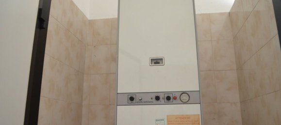 Oficina en Sarnico, Italy 42 m² No. 67411 17