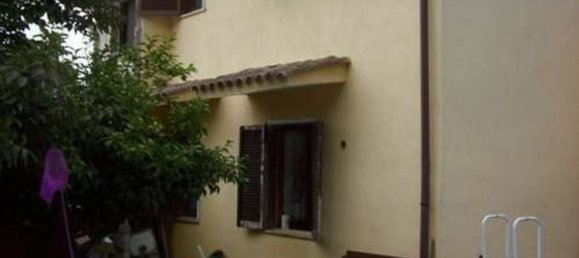 9 rooms Apartment in Aprilia, Italy No. 229298 3